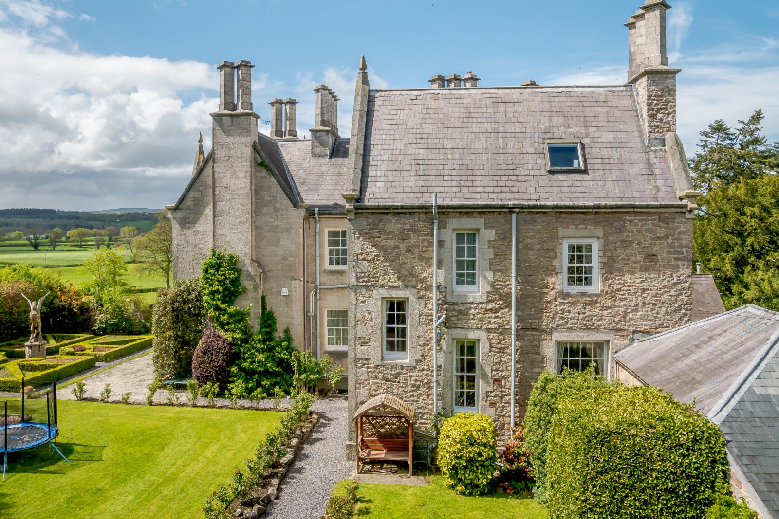 7 bedroom detached house for sale in Pentre Celyn, Ruthin, Denbighshire