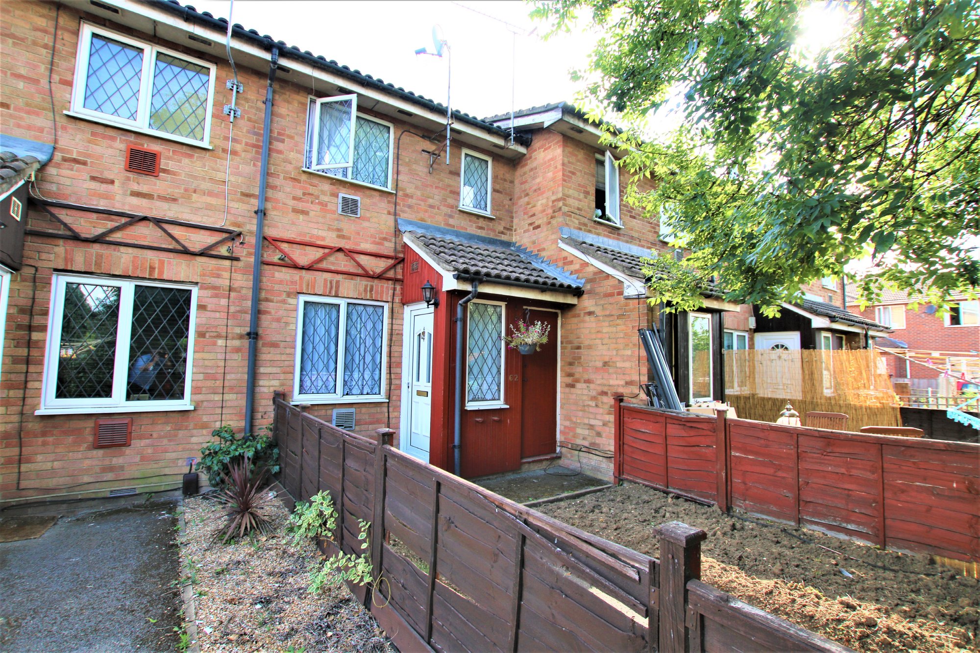 62, Meadowbrook Close, Colnbrook photo 5