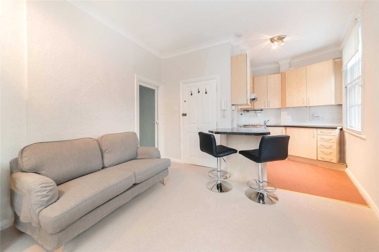 Flat 1, 6, Bourdon Street, London photo 2