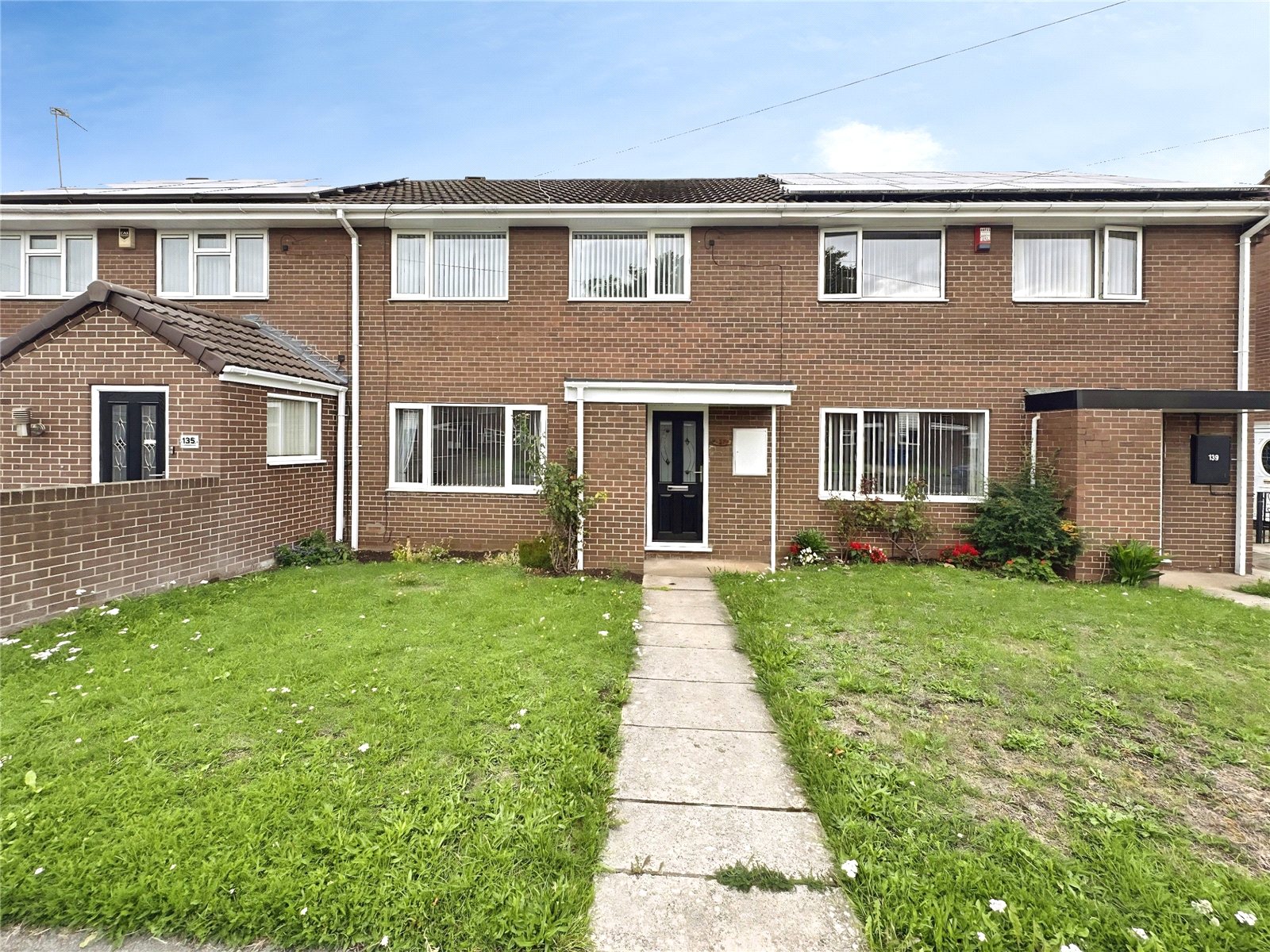137, Old Hexthorpe, South Yorkshire photo 2