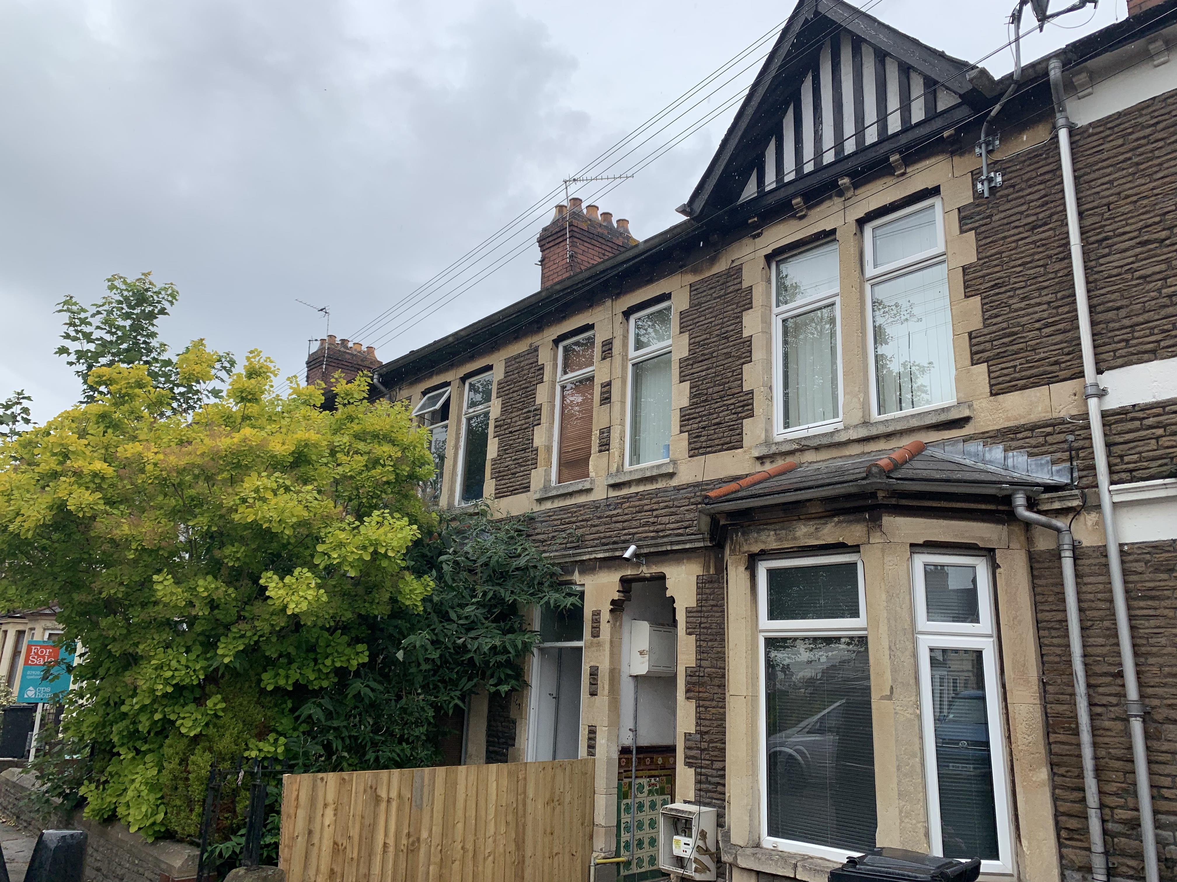 165, CARDIFF photo 5