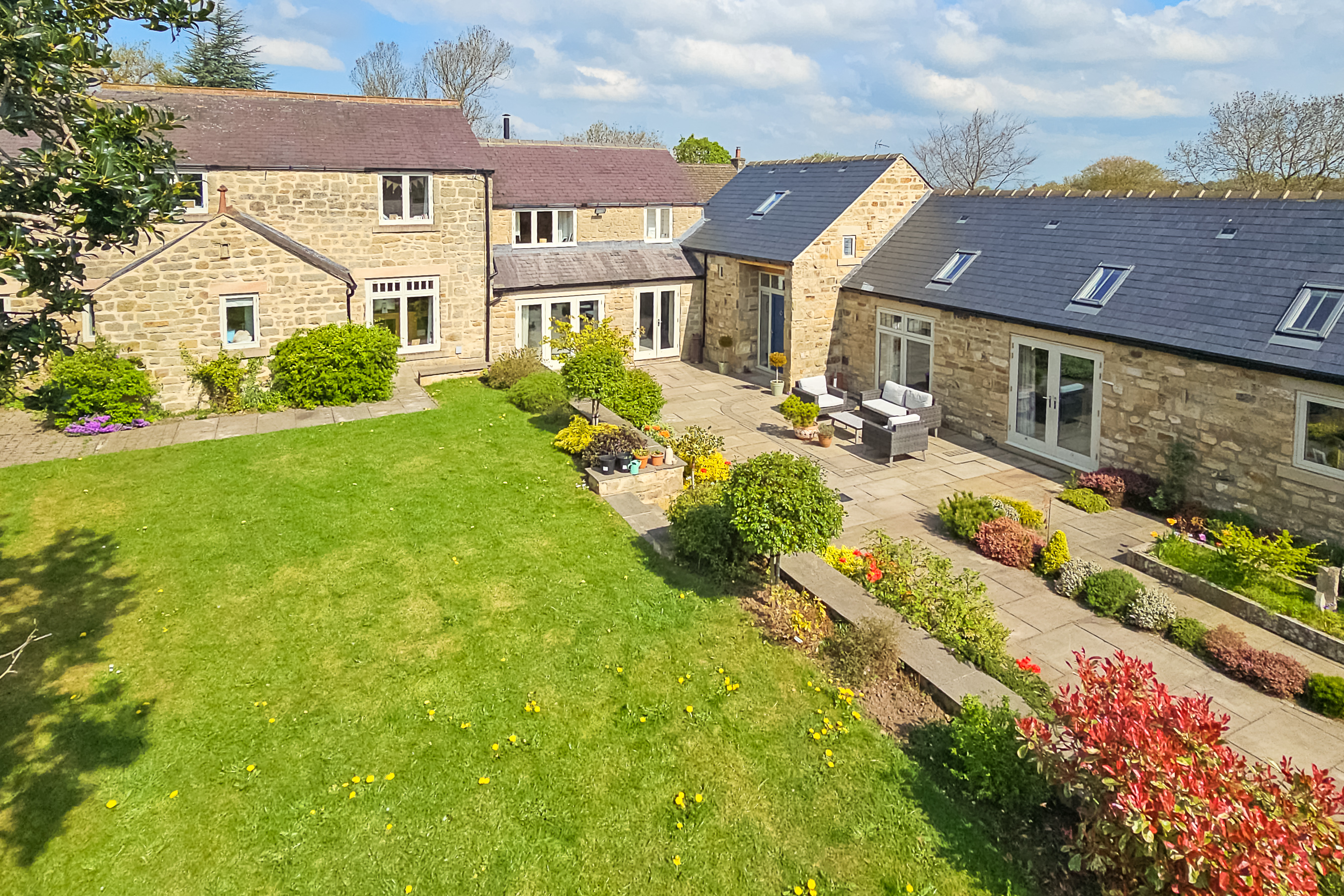 5 bedroom detached house for sale 0