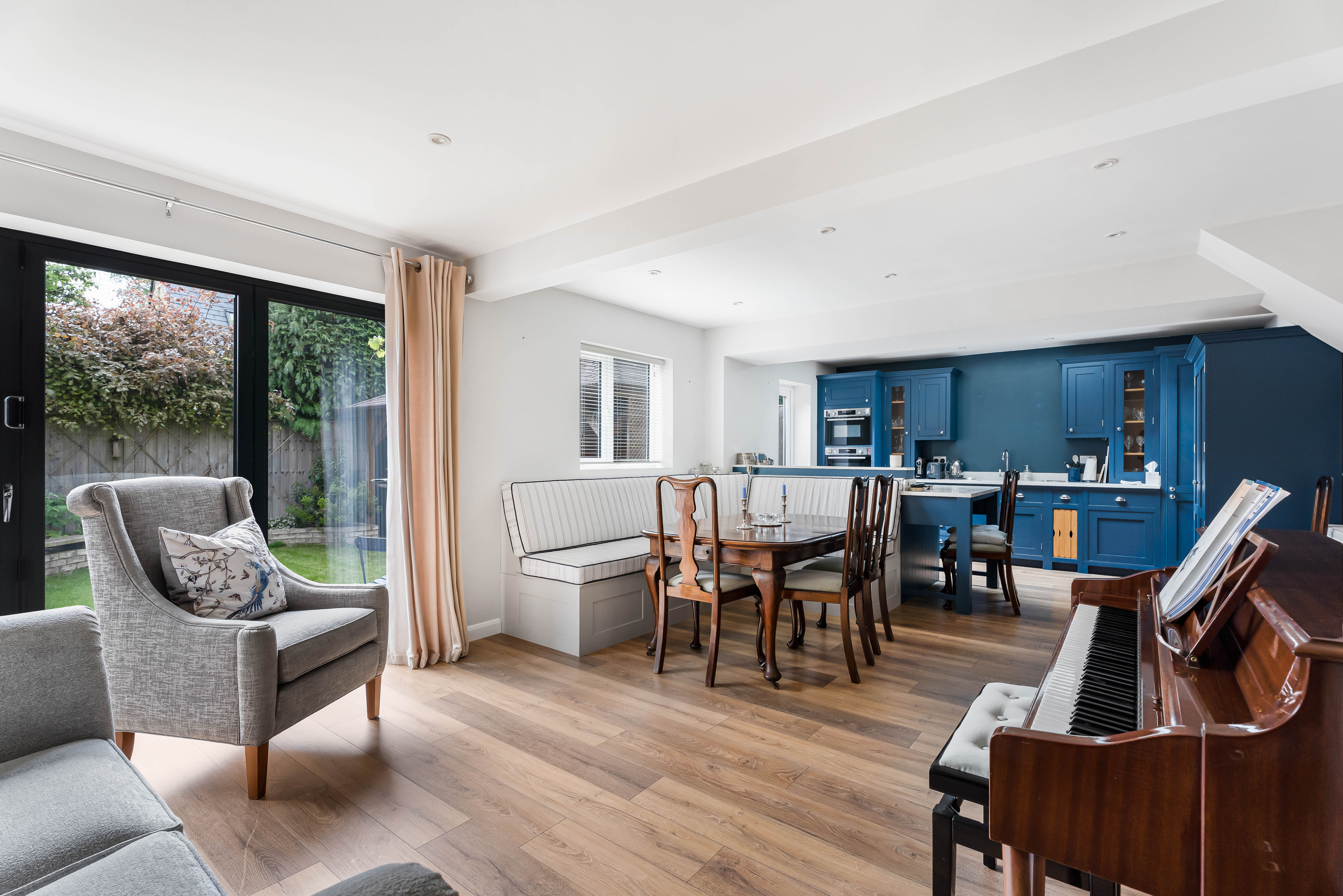 9, Manor Close, Gloucestershire floorplan