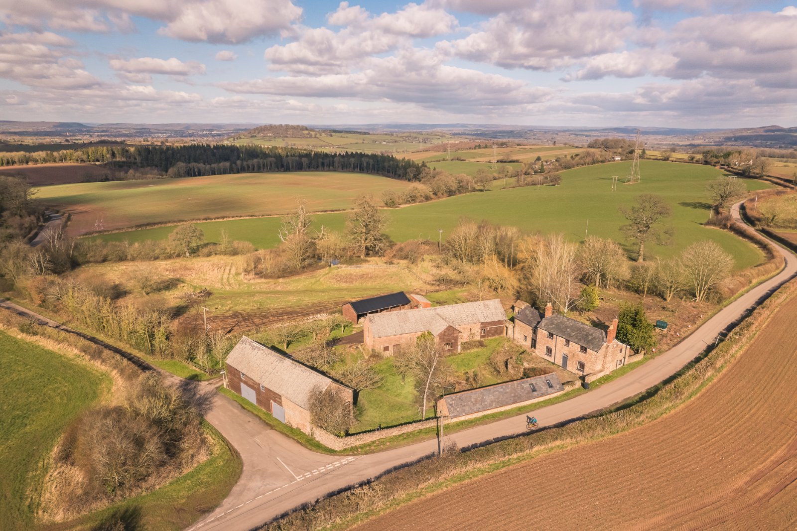 6 bedroom equestrian property for sale 0