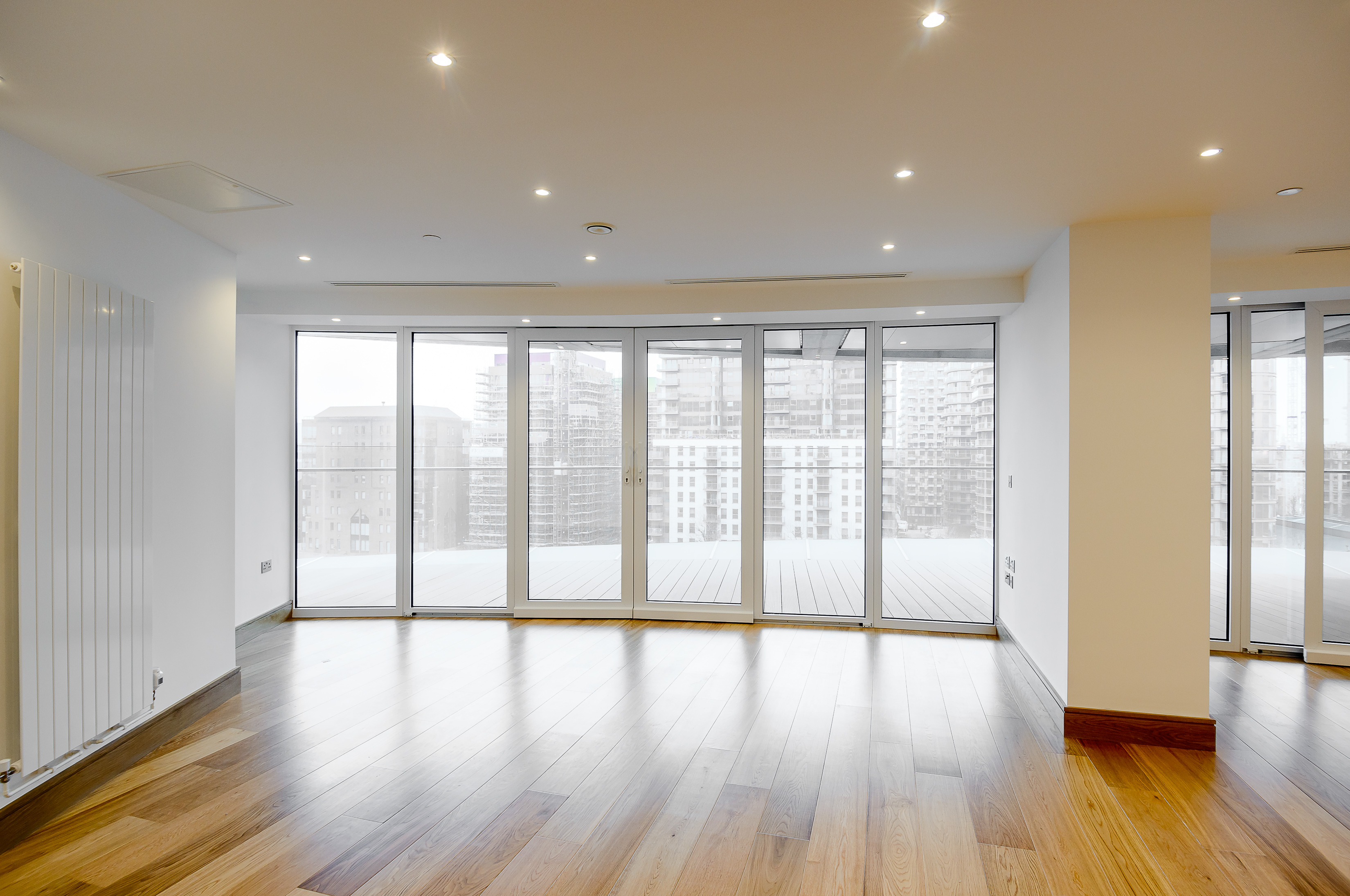 3 bedroom flat for sale 0