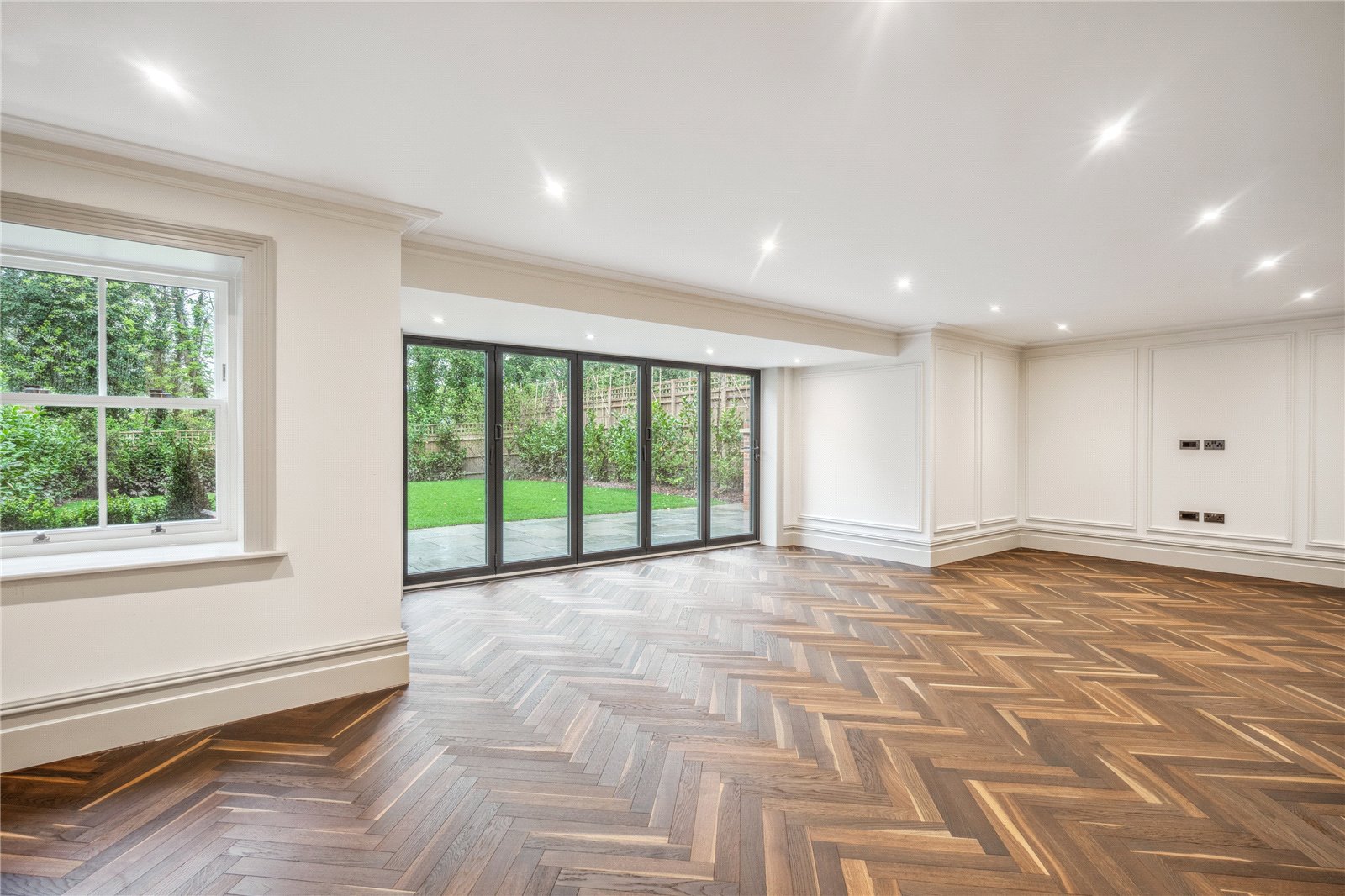 Photos of Beechwood Drive, Marlow, Buckinghamshire SL7 66934693