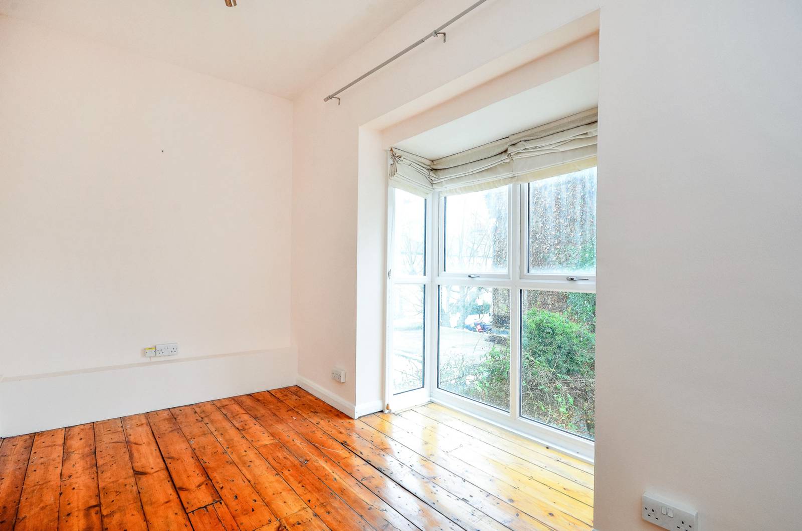 Photos of Harwood Road, Fulham Broadway, London SW6 67274858