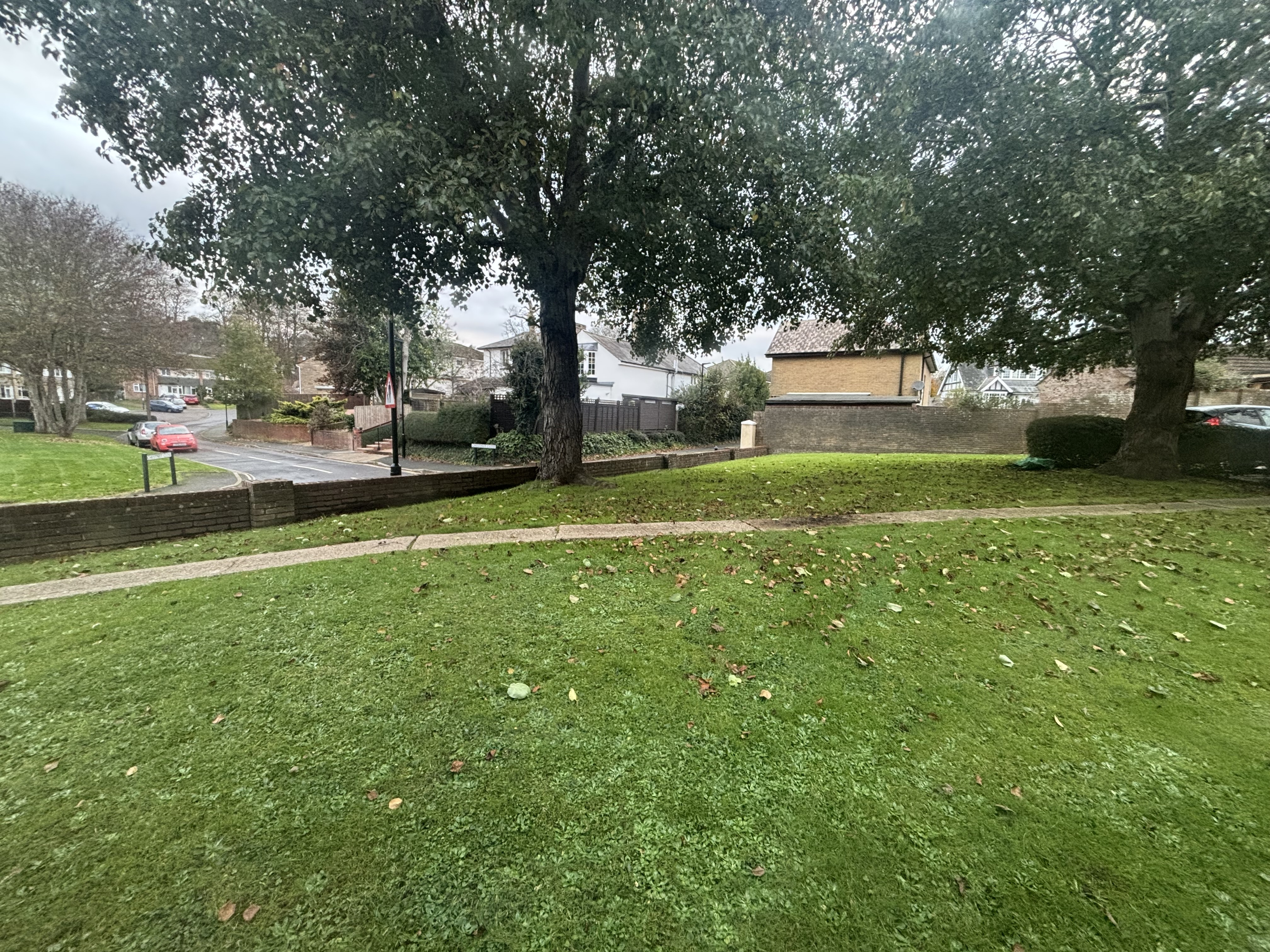 132, Newport photo 4