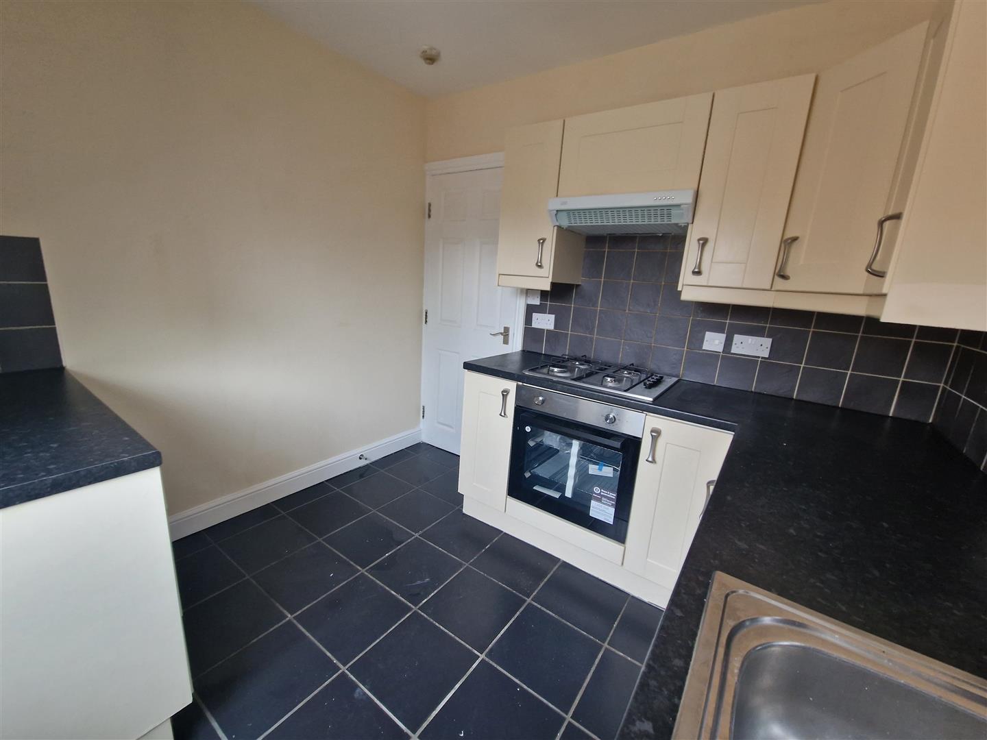 41, Flat 2, Auckland Road, Town Moor, Doncaster photo 5