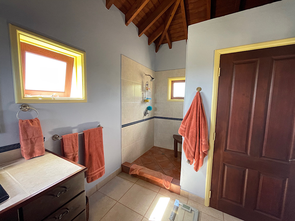 Photos of Piccadilly, Antigua And Barbuda 61410505 PrimeLocation