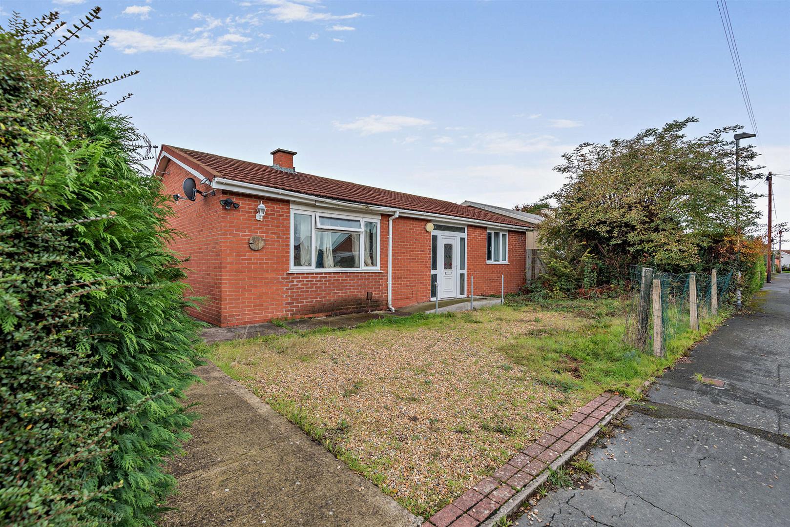 Orchard Gardens, Hereford photo 3