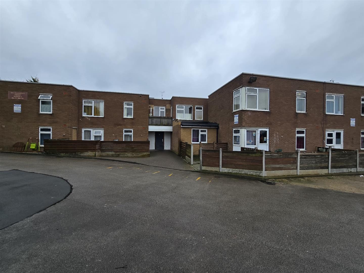 Flat 8, St Clements Court, 94 Fosse Lane, Leicester photo 2