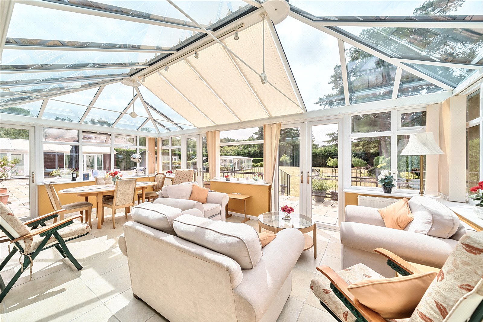 8 bedroom detached house for sale 0