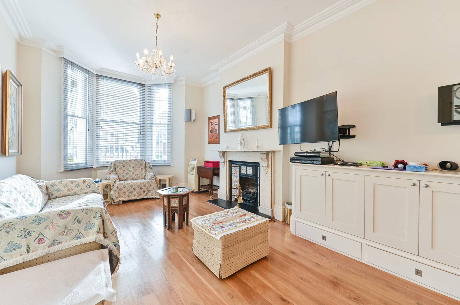 5 bedroom property for sale 0