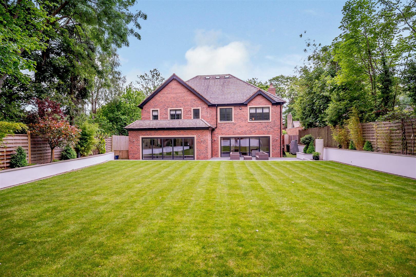 5 bedroom detached house for sale in The Fordrough, Four Oaks, Sutton