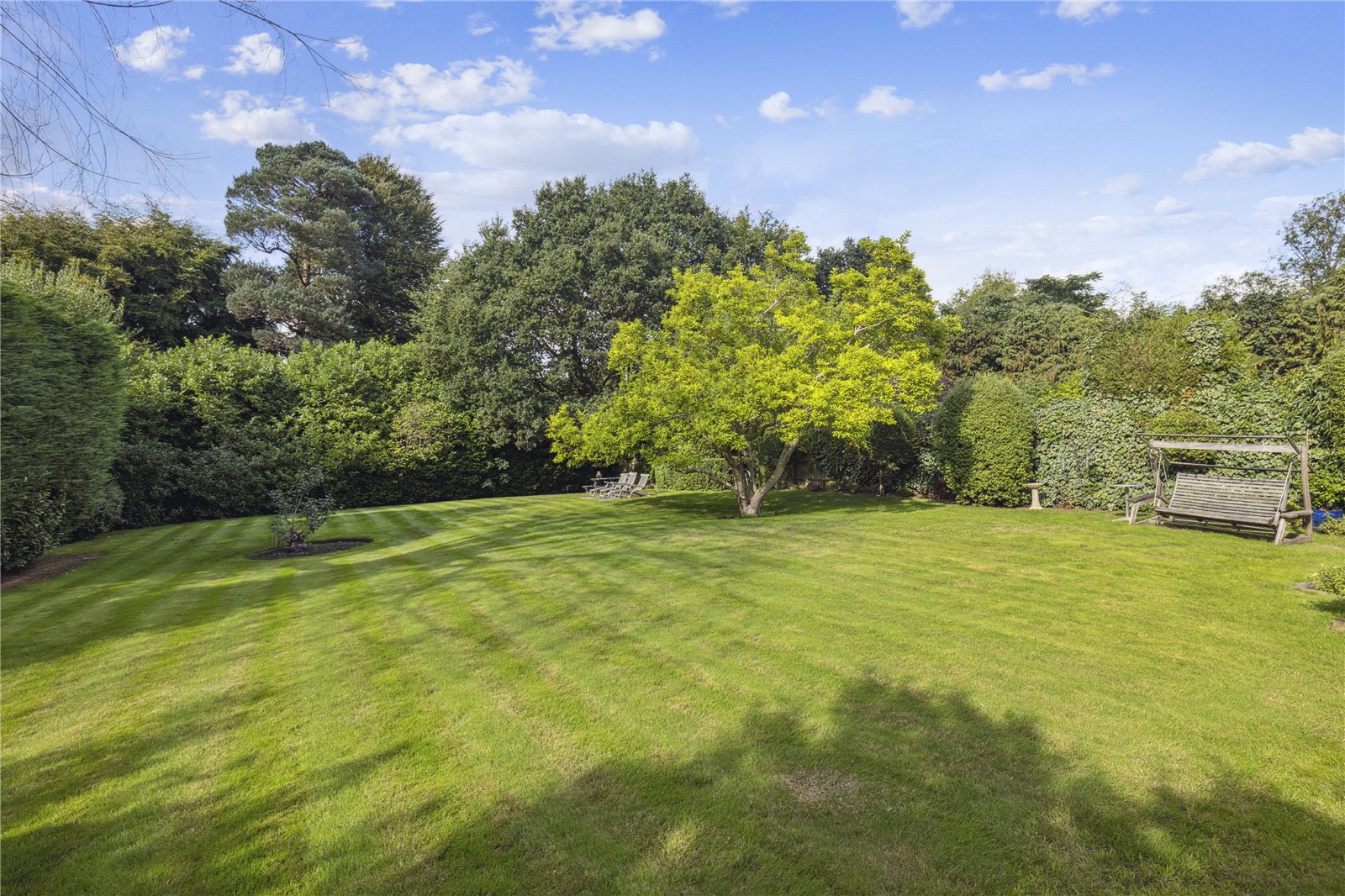 Photos of Steels Lane, Oxshott, Leatherhead, Surrey KT22 62483404