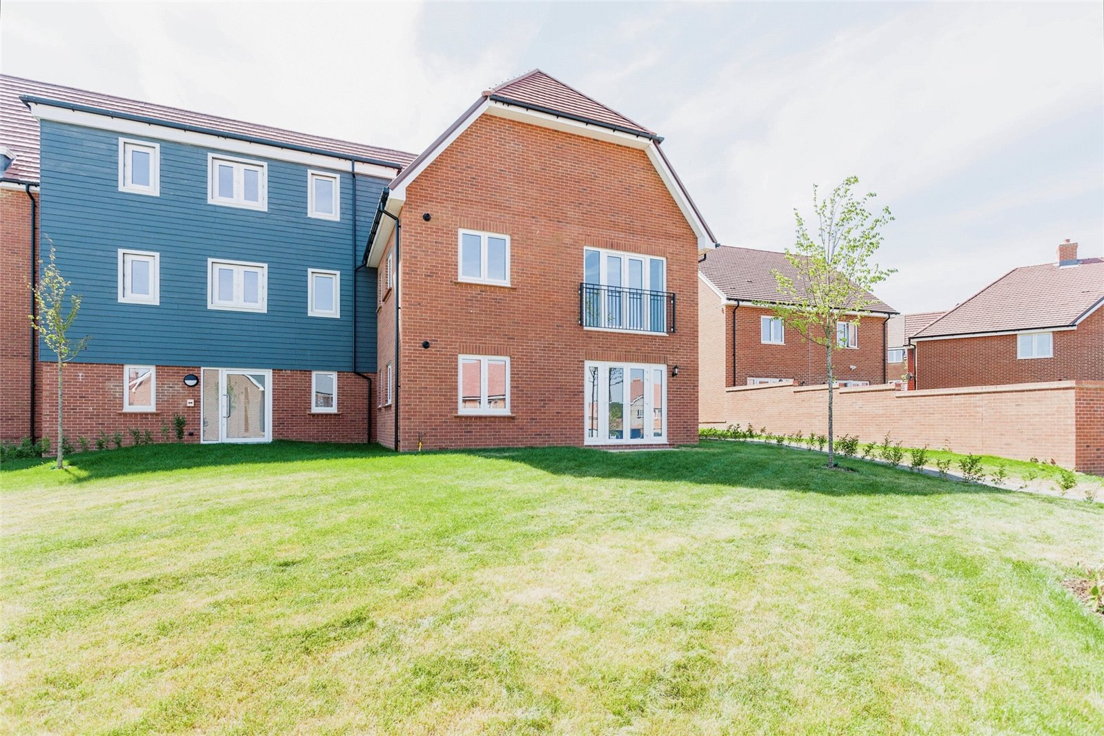 Kilnwood Vale, Faygate RH12, 2 bedroom flat for sale 66191892