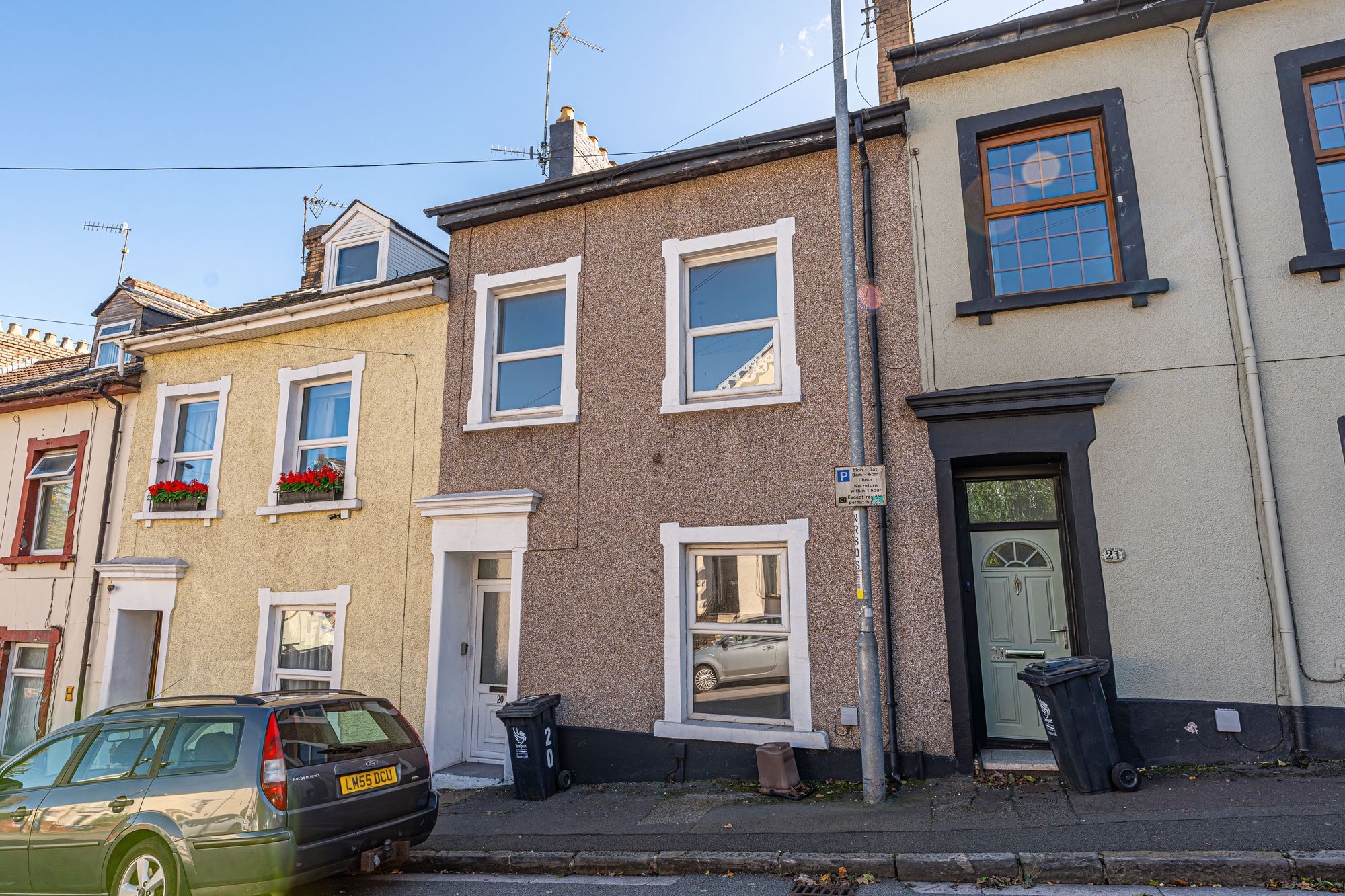 4-bed house on 20 Caerau Road, Newport, £250,000