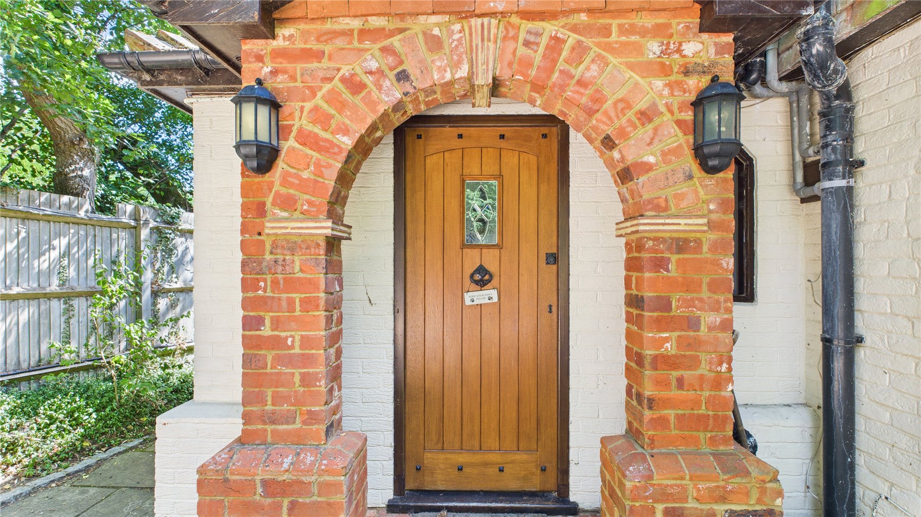 4 bedroom detached house for sale 0