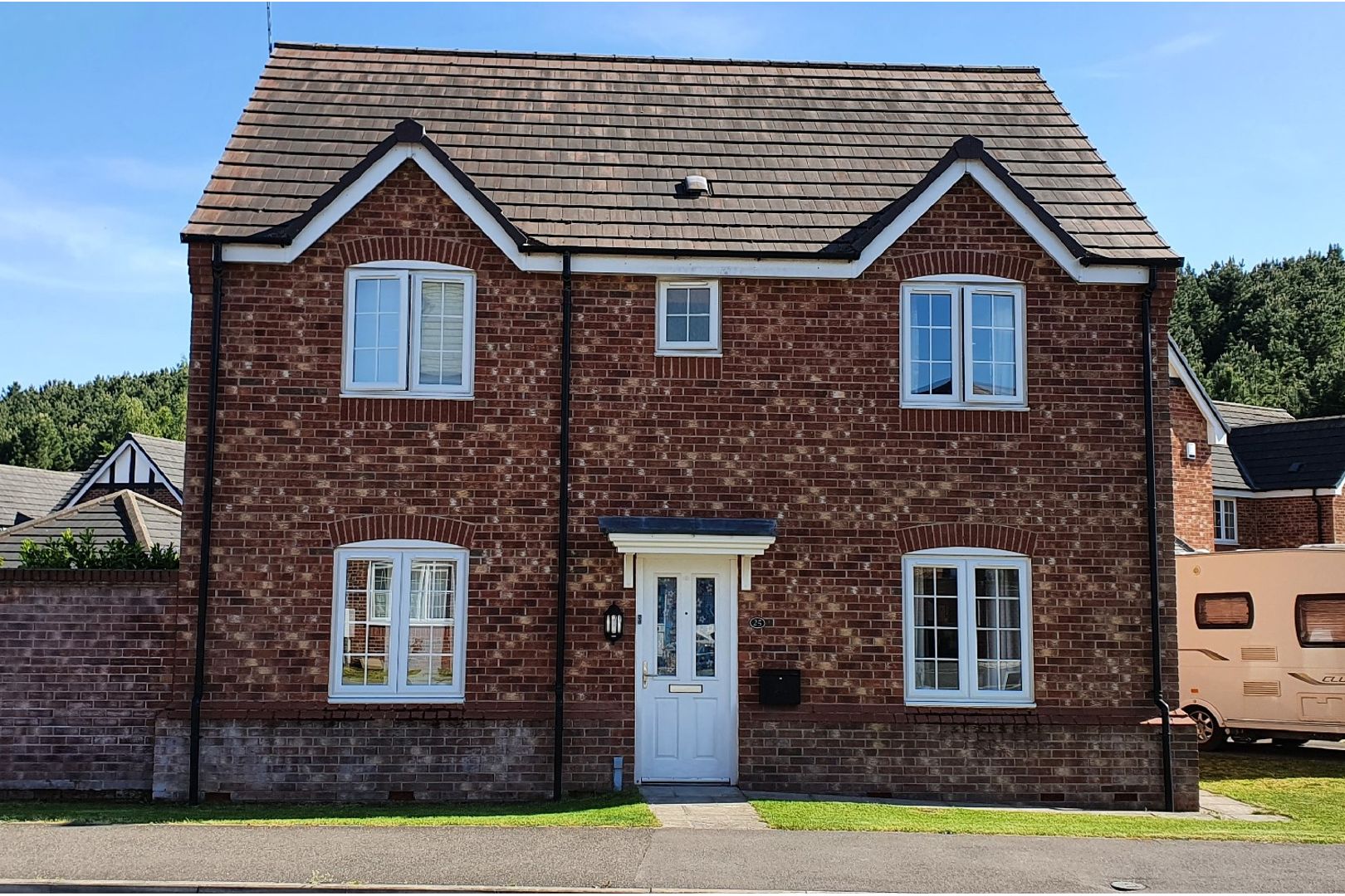 Free property report 25 Beacon View, Ollerton, NG22 9WE Chimnie