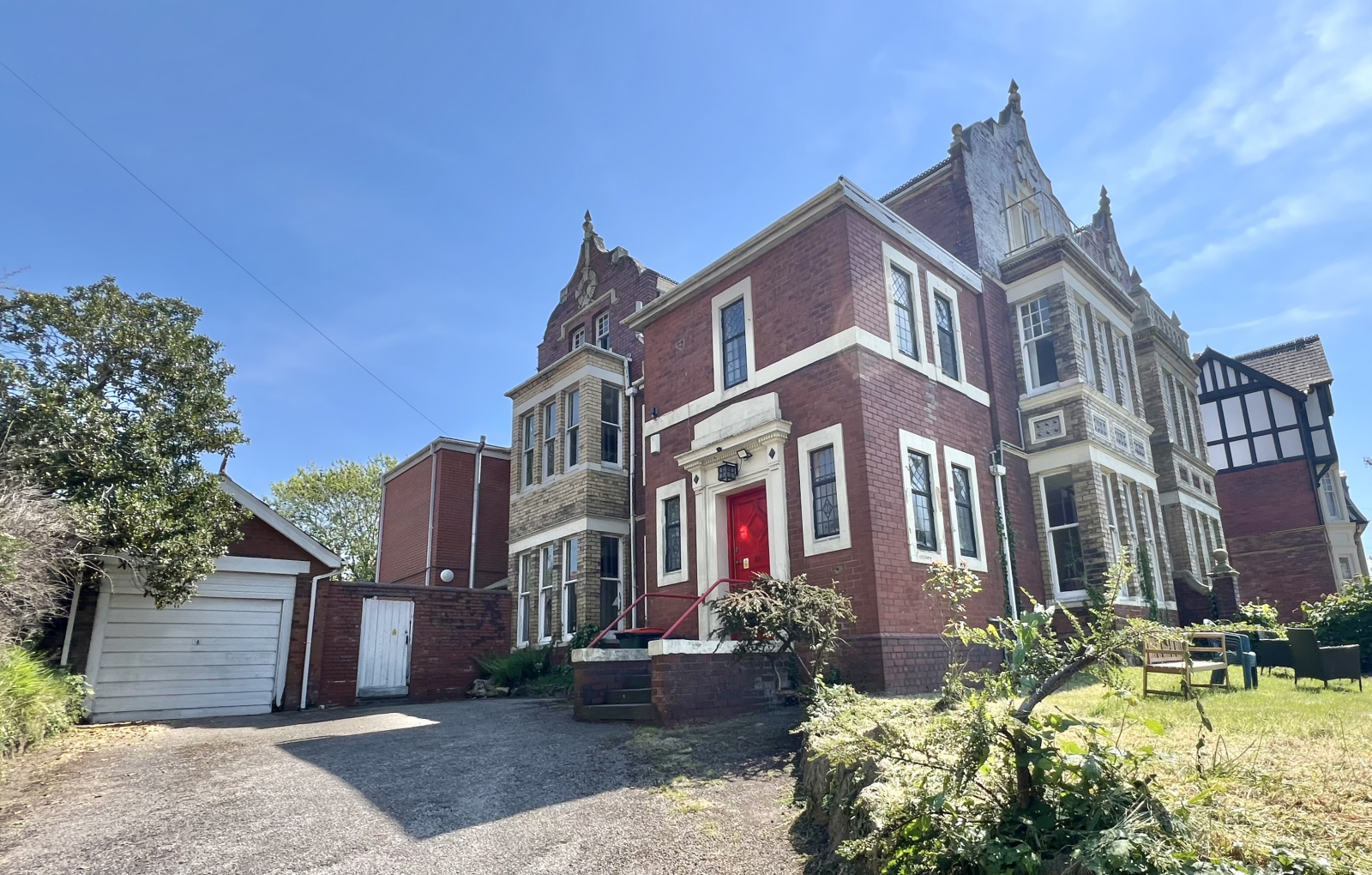 24 Stow Park Avenue, Newport photo 4