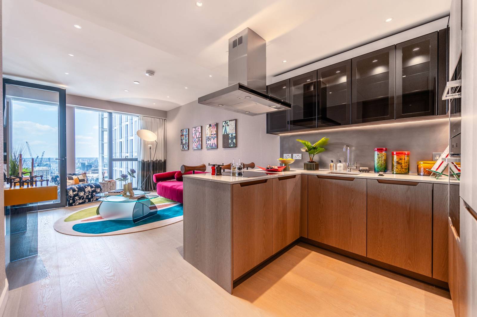 4 bedroom maisonette for sale