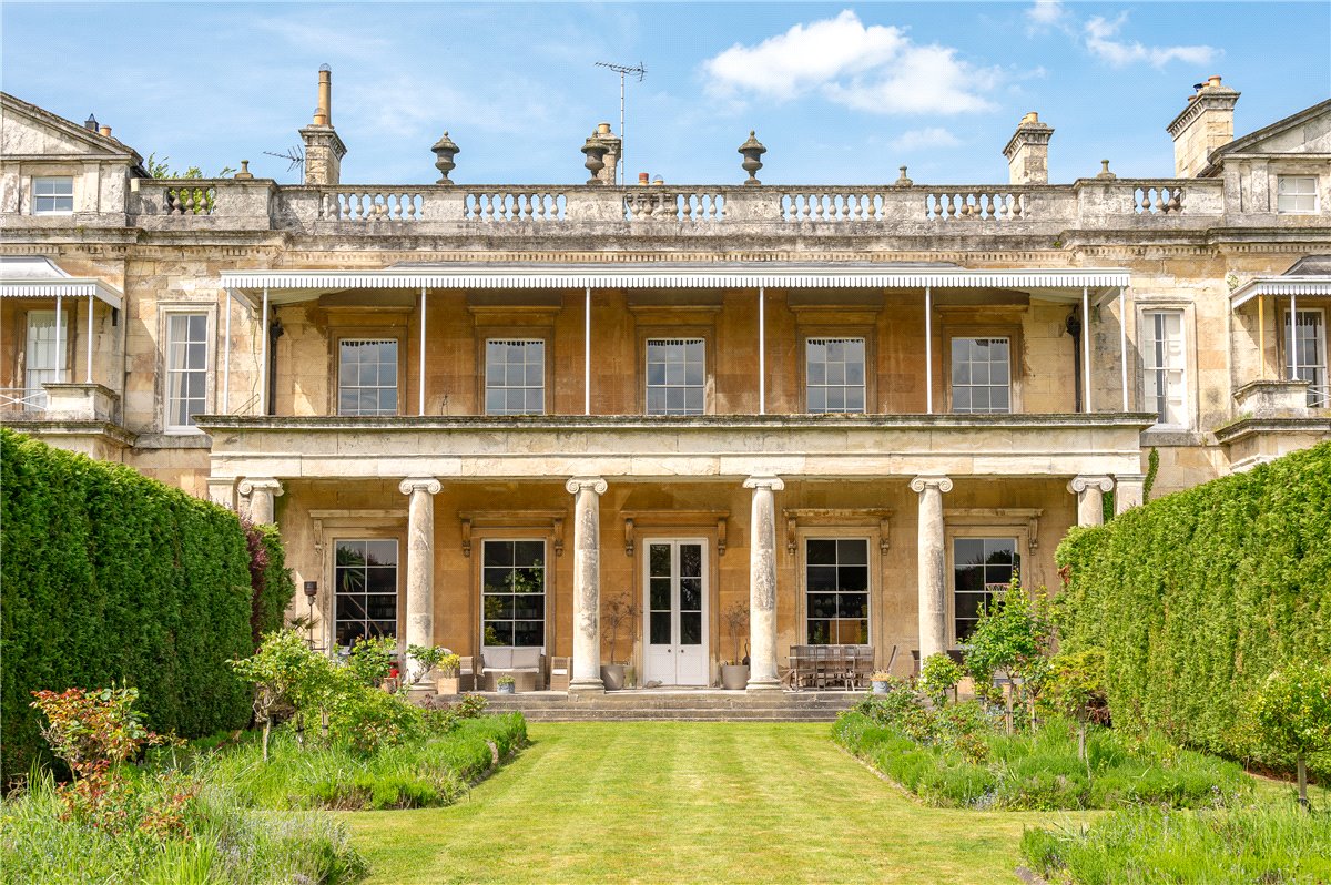 5 bedroom property for sale