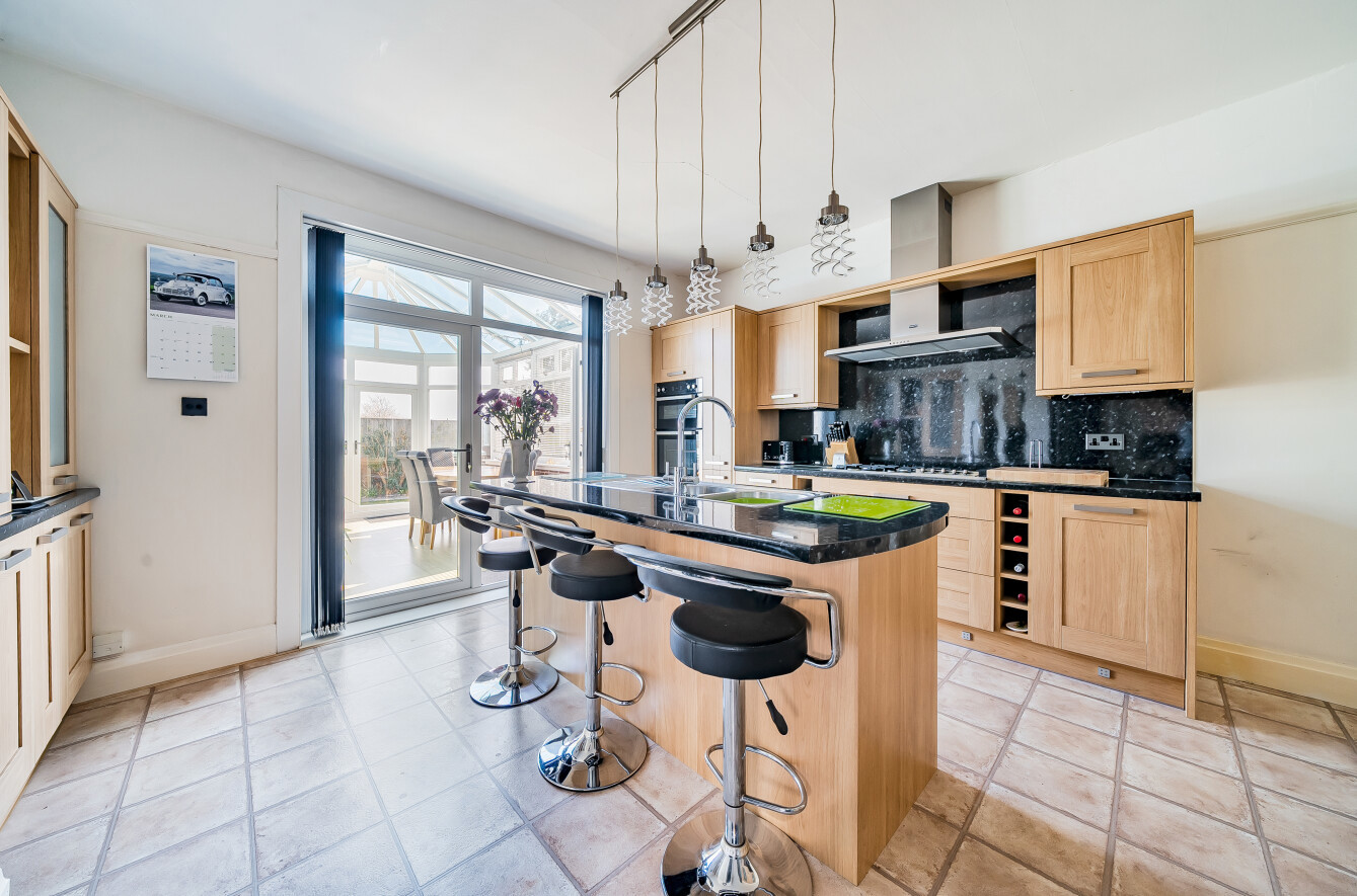 28, Salterton Road, Devon photo 3
