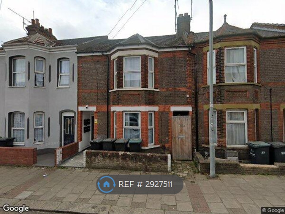 Crawley Road, Luton photo 2
