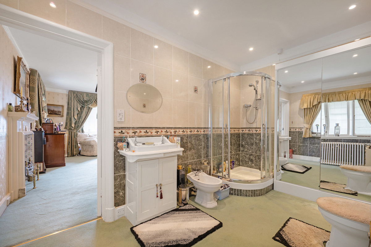 Photos of Jubilee Drive Malvern, Worcestershire WR13 67099976