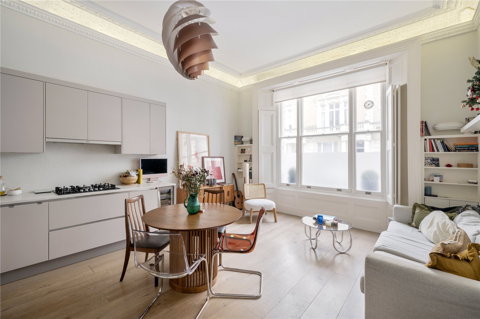 2 bedroom flat for sale 0