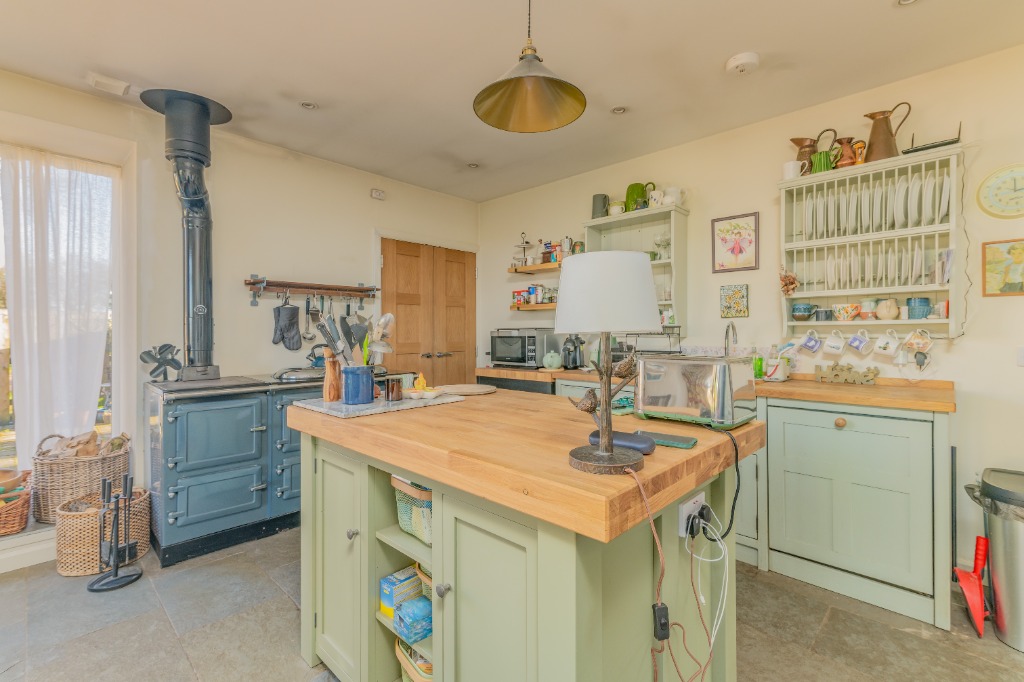 Photos of Mainsbank East, Kinnell, Angus DD11 66637185 PrimeLocation