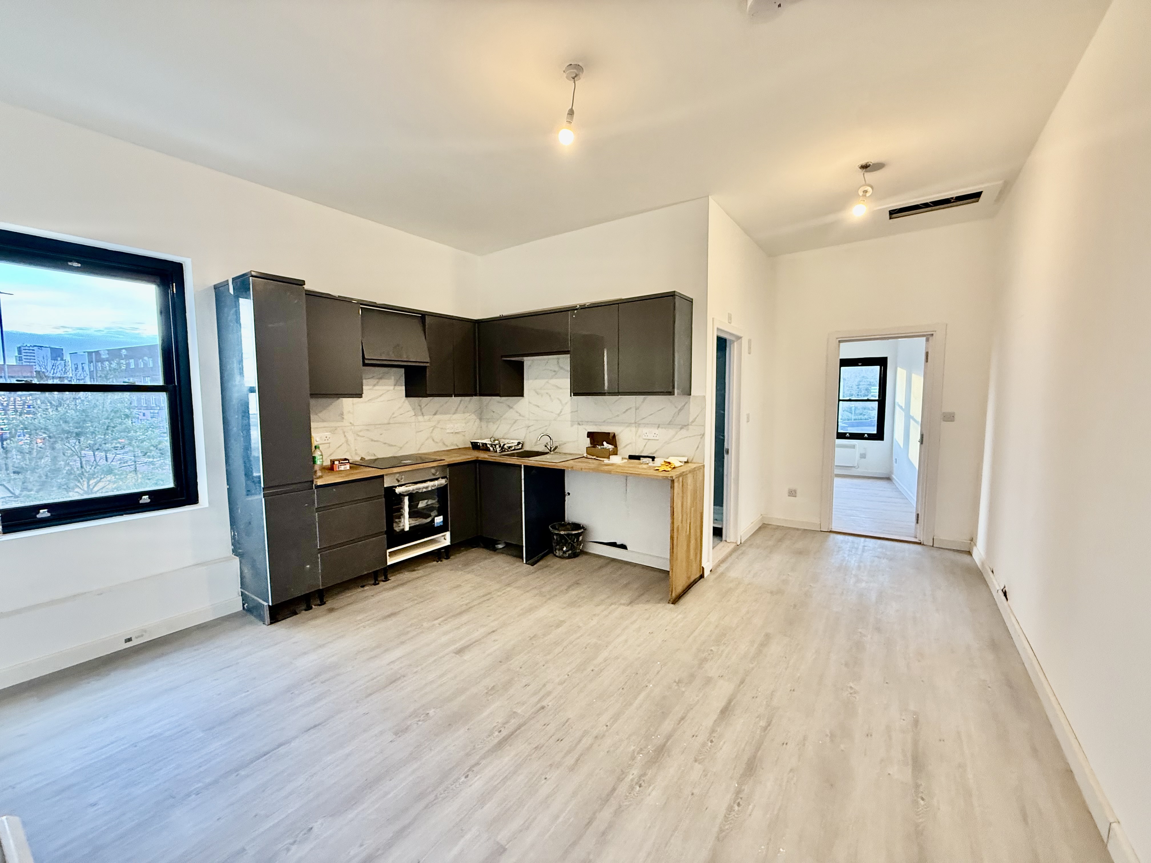 Flat 1, 334a, Commercial Road, PORTSMOUTH photo 3