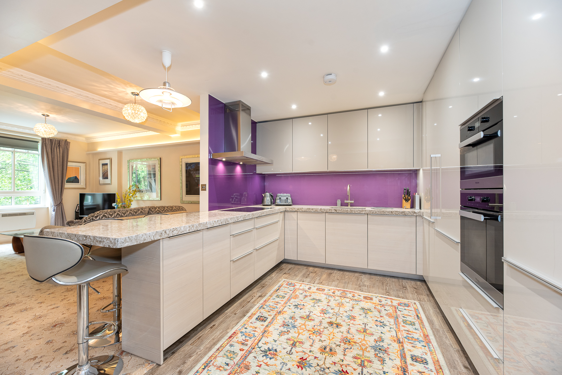 2 bedroom flat for sale 0