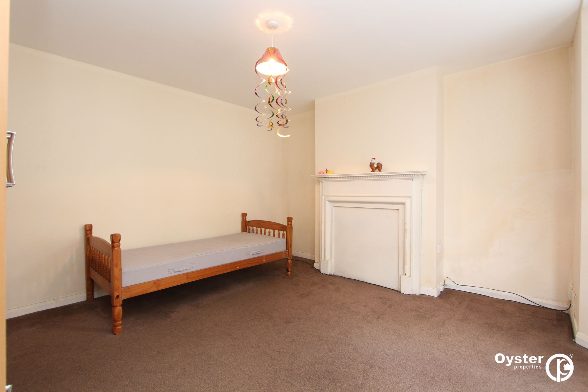 92a Buckingham Road, Edgware photo 5