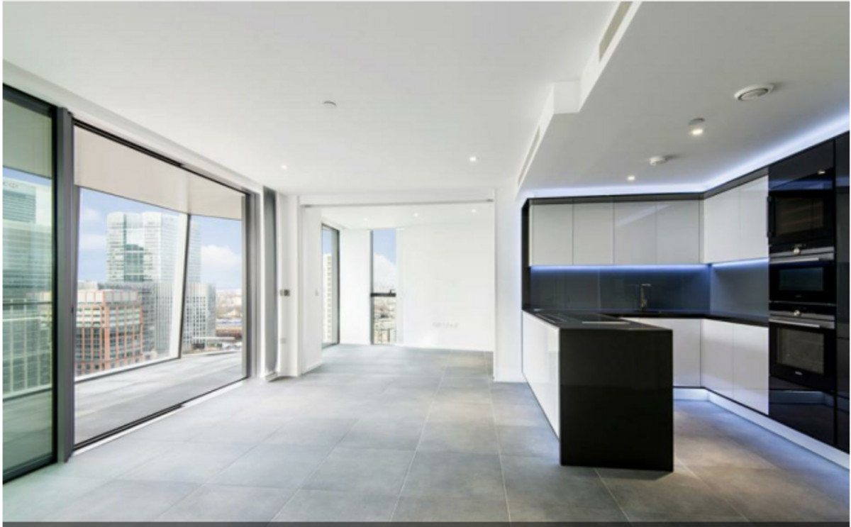 3 bedroom flat for sale 0