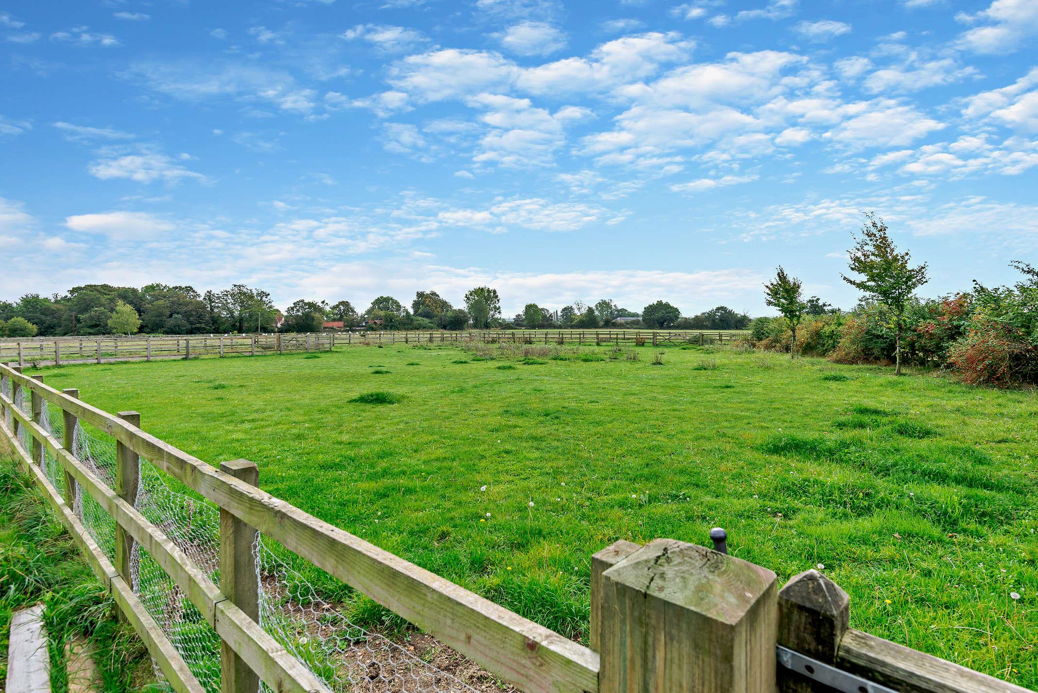 Photos of Thrimley Lane, Farnham, Stortford, Essex CM23