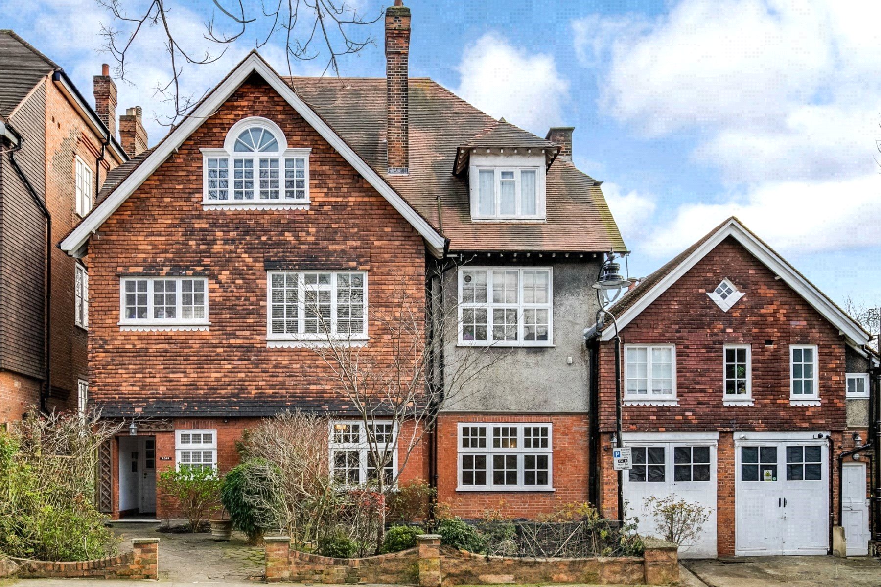 3 bedroom flat for sale 0