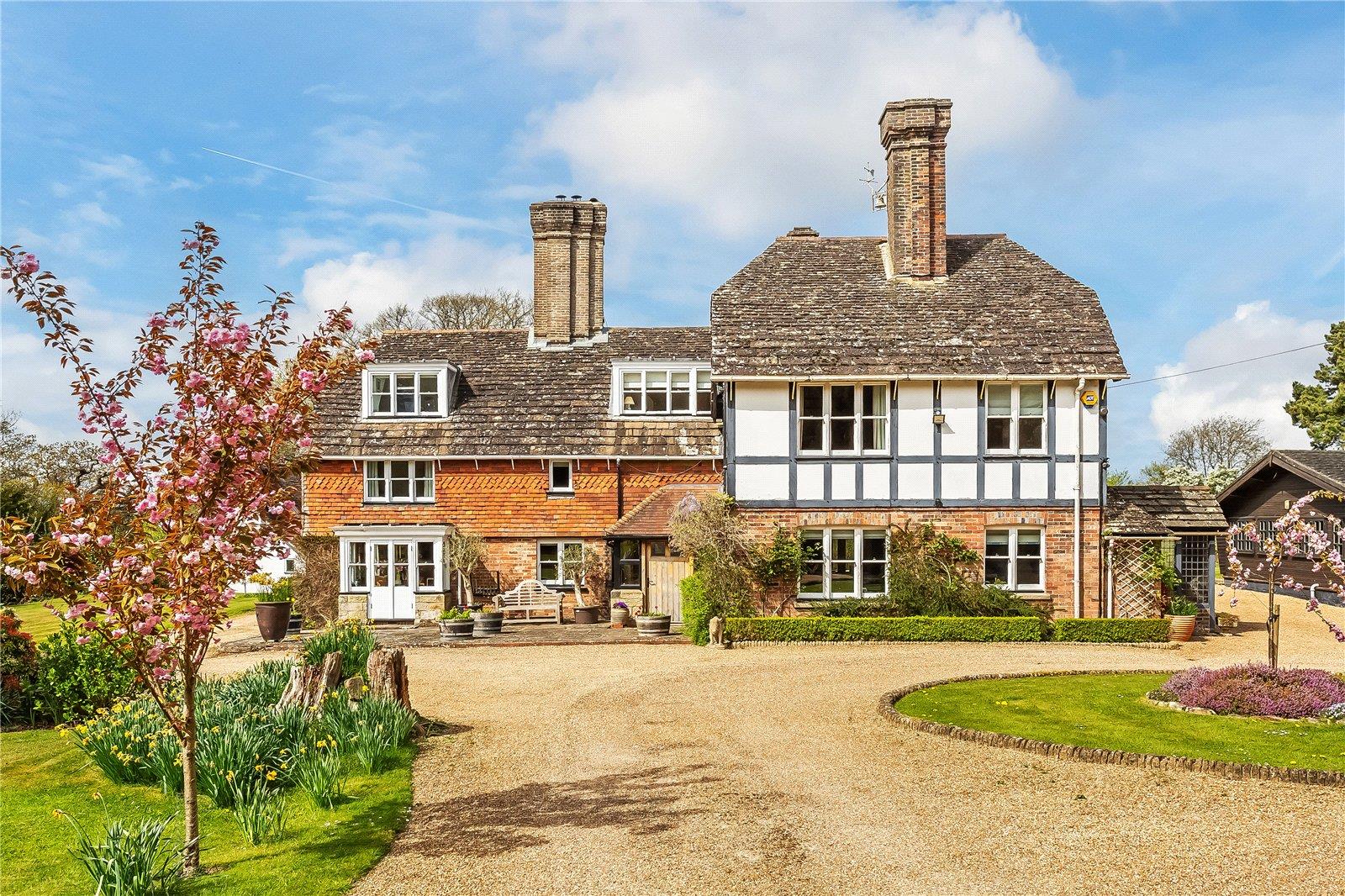 7 bedroom detached house for sale 0