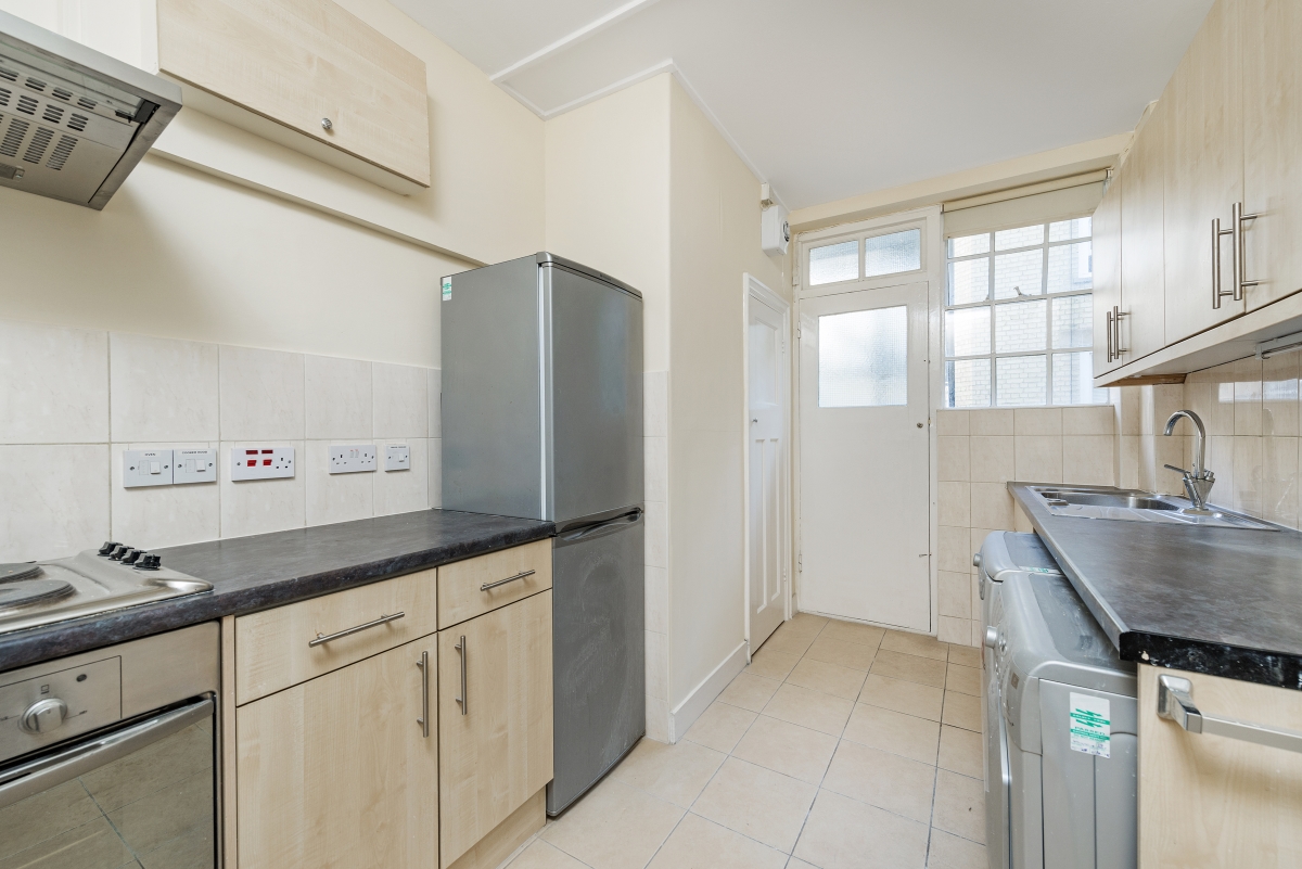 Flat 33 Clarewood Court, Seymour Place, London photo 3