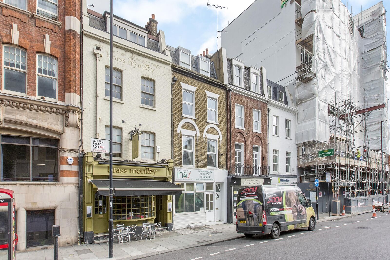Vauxhall Bridge Road, Pimlico photo 2