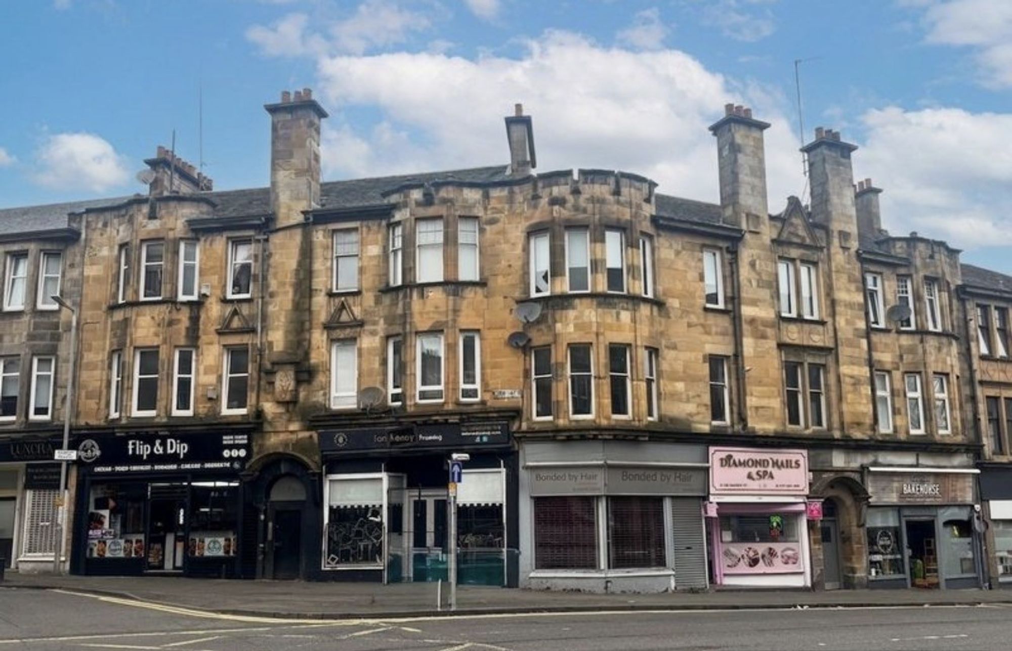 Flat 2, 174 Quarry Street, Hamilton photo 2