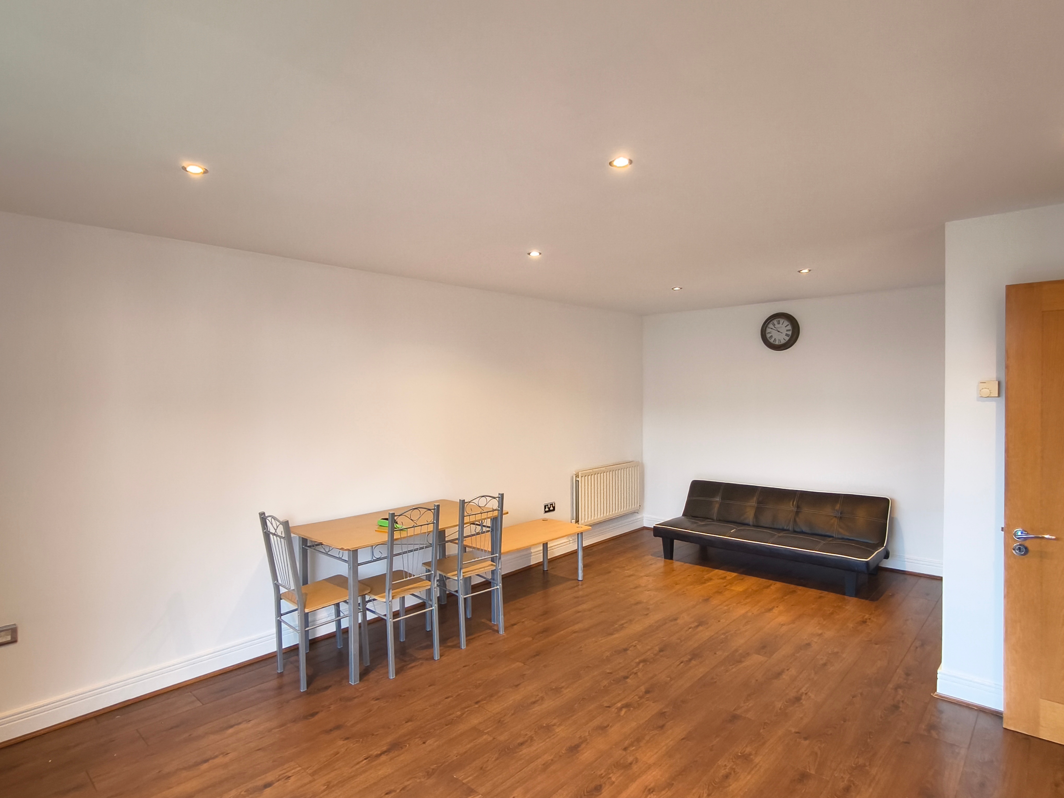 17 Tradewinds Apartments, Tradewinds Apartment, Wards Wharf Approach, London, London photo 4