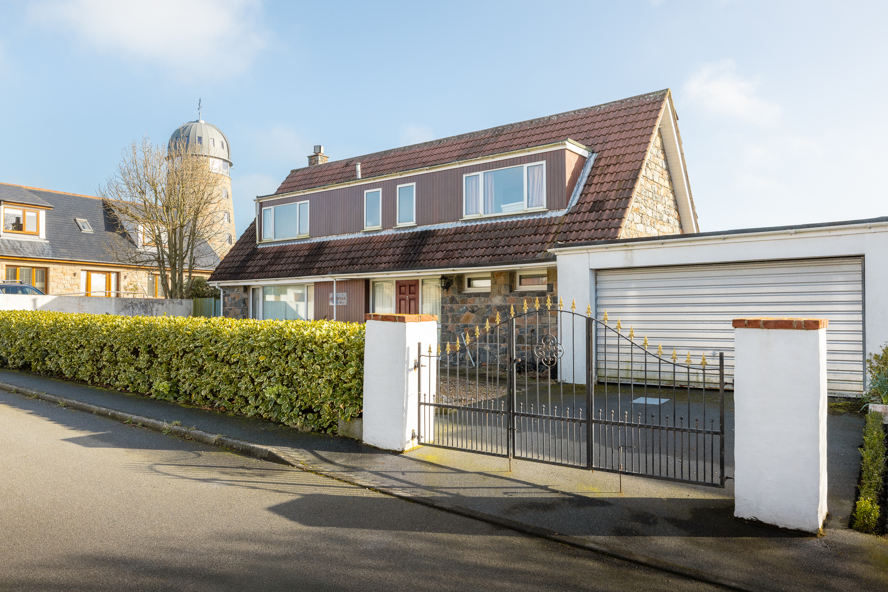 3 bedroom link-detached house for sale 0