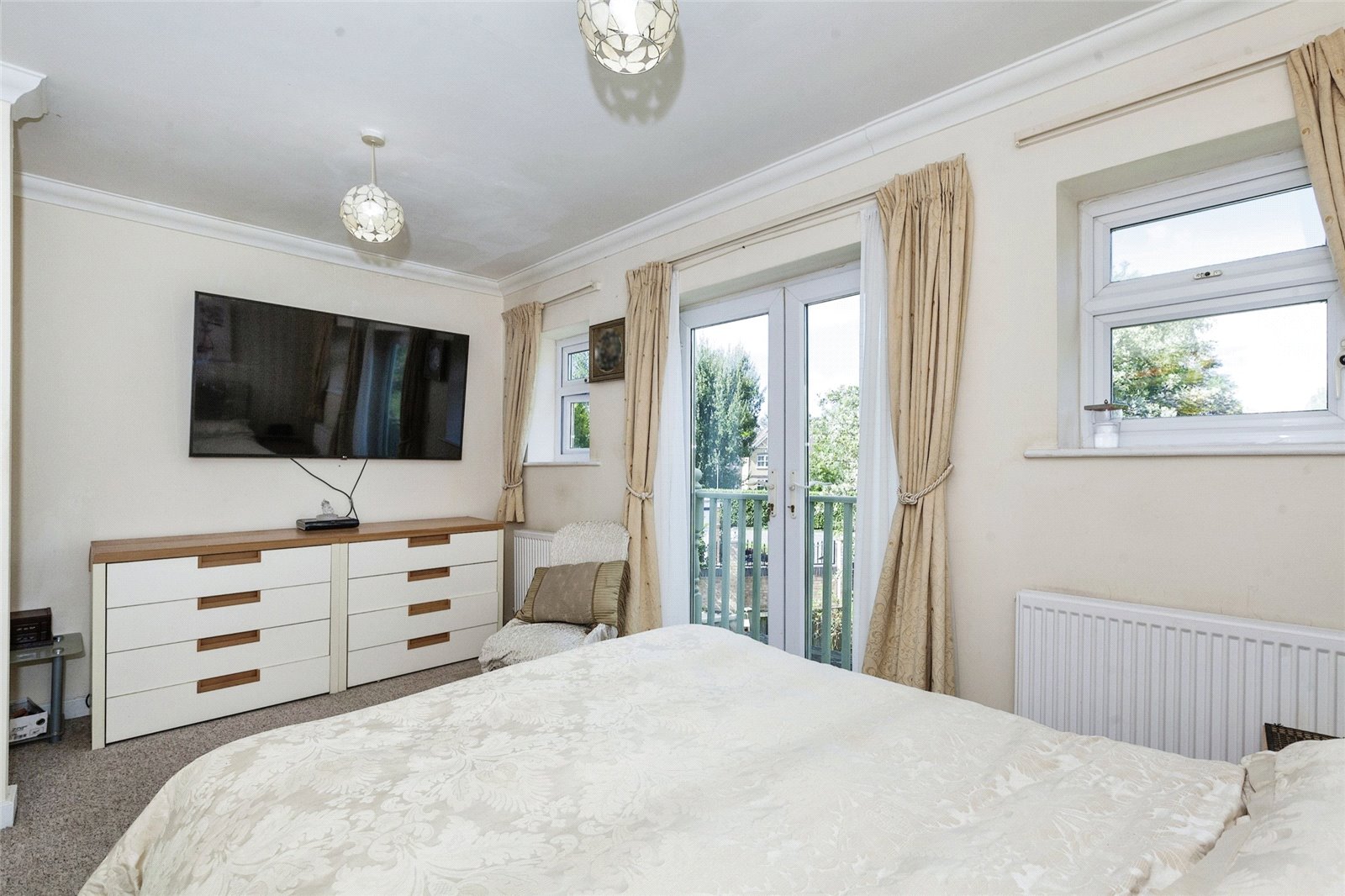 Photos of Ray Mill Road East, Maidenhead, Berkshire SL6 65445599