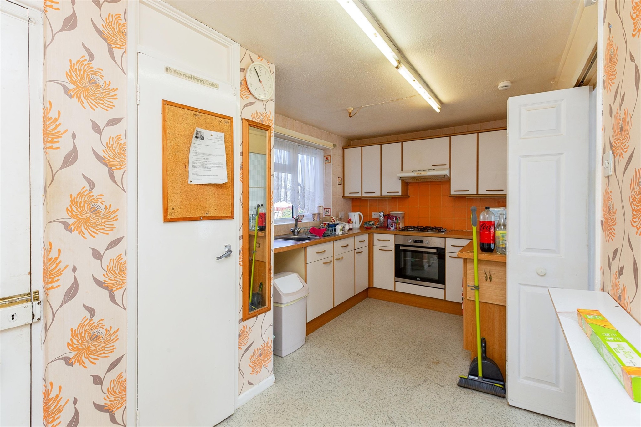 Photos of Quarrendon Avenue, Aylesbury HP19 60967213 PrimeLocation