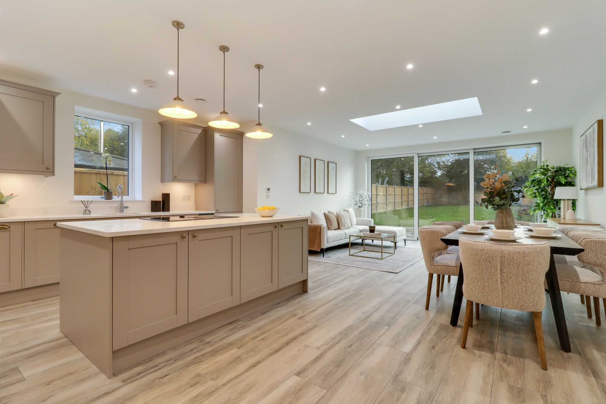 4 bedroom semi-detached new house for sale 0