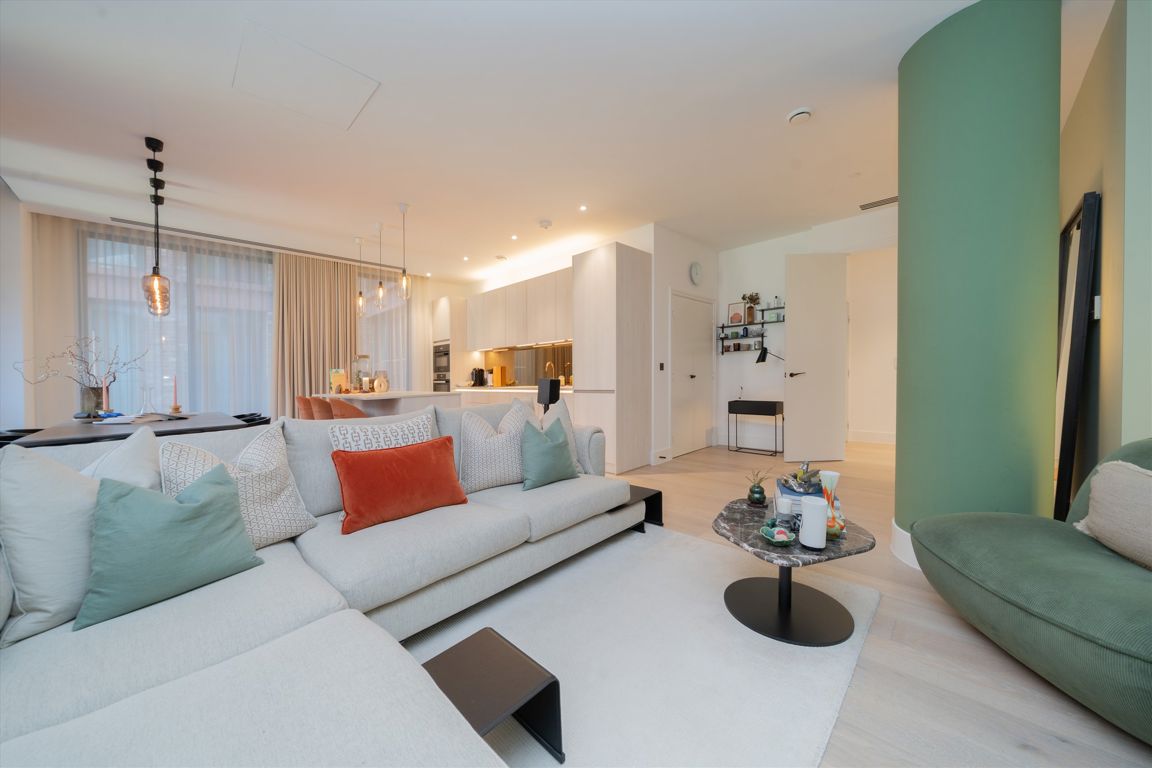 2 bedroom flat for sale 0