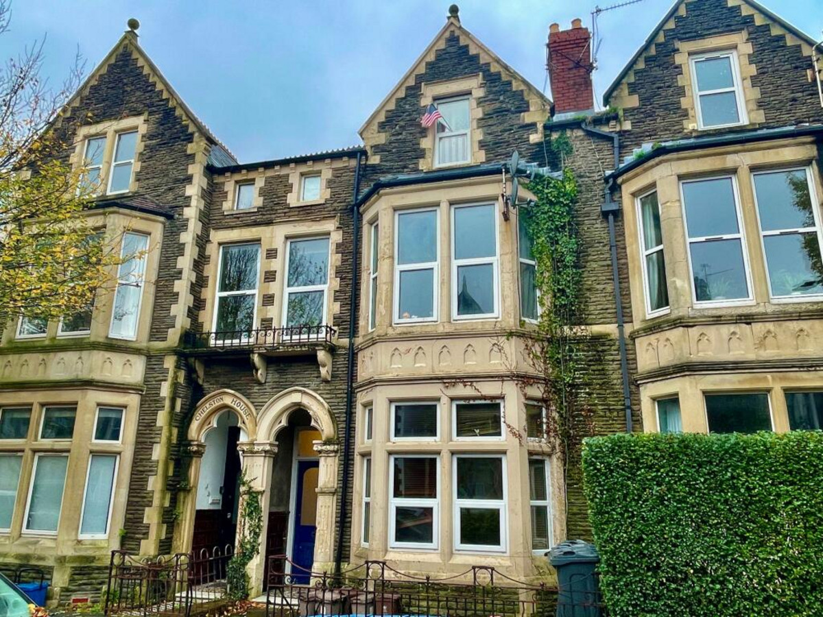 90, Connaught Road, Cardiff photo 4