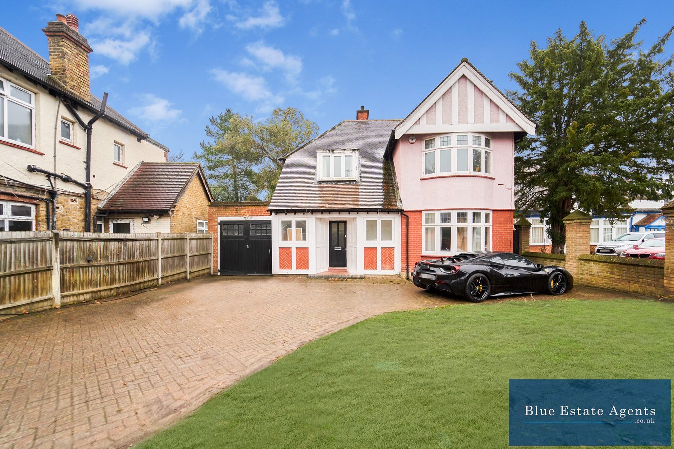 Best Coastal Towns to Buy Property in the UK